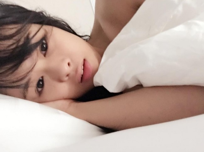 ladyboy-in-bed